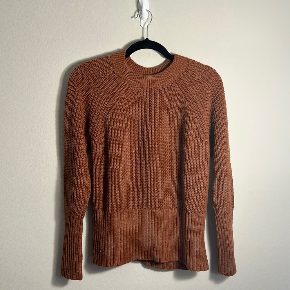 NWOT Orange-brown Knit Sweater
